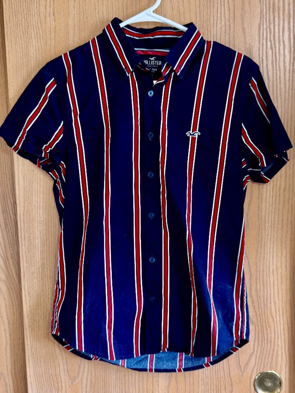 Hollister Epic Flex Shirt Navy Blue White &  Red Vertical Stripe Short Sleeve XS
